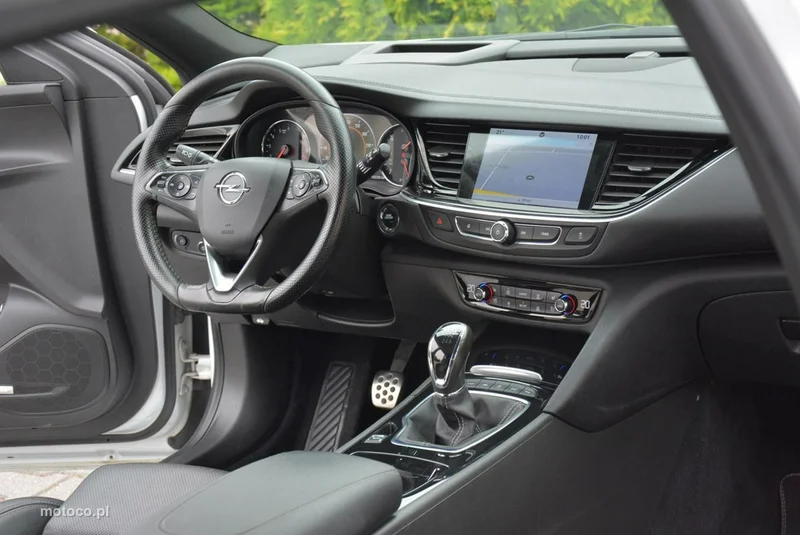 Opel Insignia Sports Tourer 17