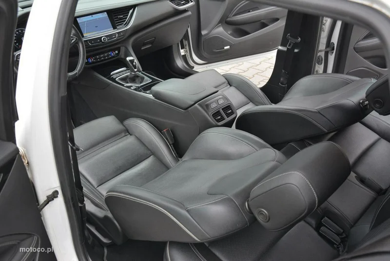 Opel Insignia Sports Tourer 21