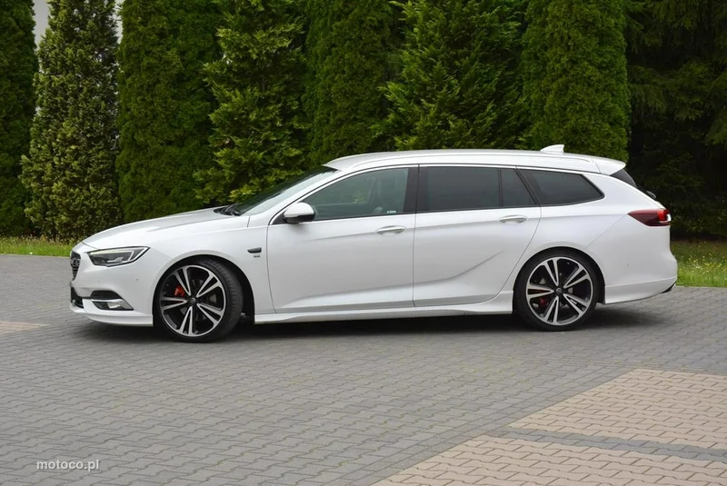 Opel Insignia Sports Tourer 4