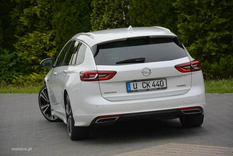 Opel Insignia Sports Tourer 6