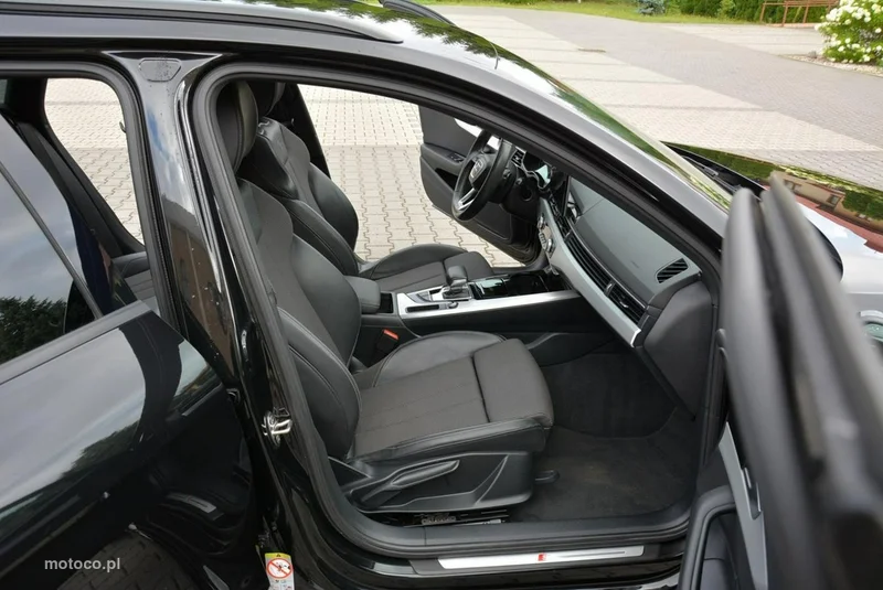 Audi A4 B9 16