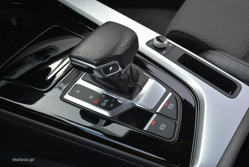 Audi A4 B9 32