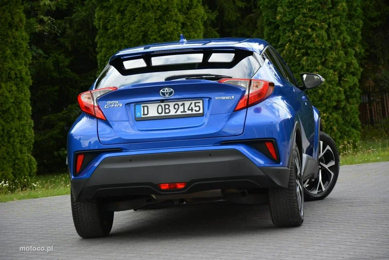 Toyota C-HR AX10 11