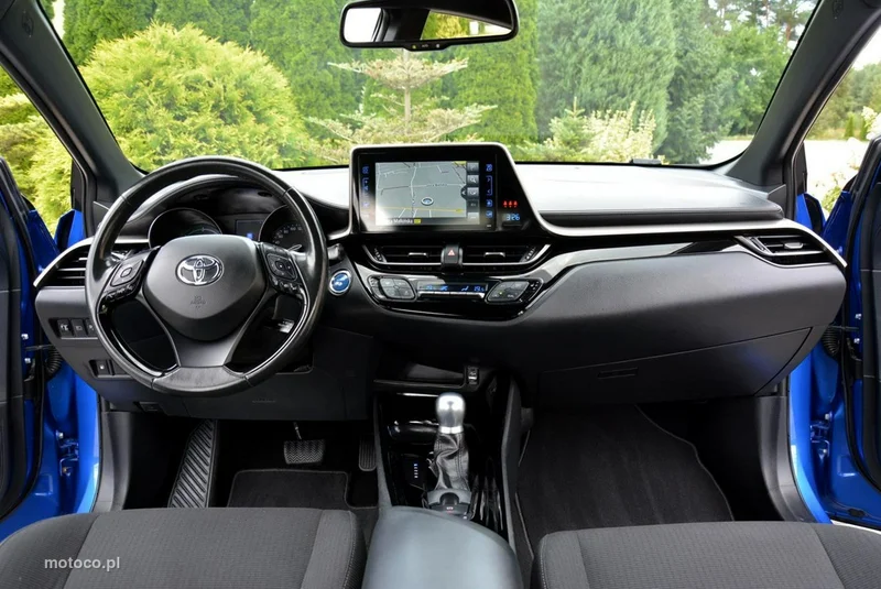 Toyota C-HR AX10 19