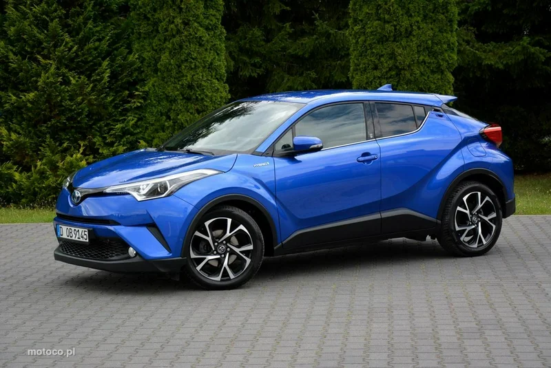 Toyota C-HR AX10 3