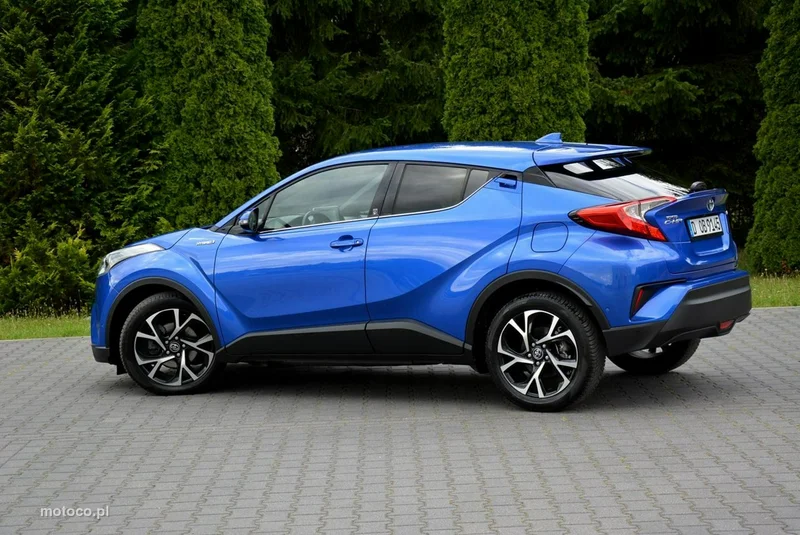 Toyota C-HR AX10 4