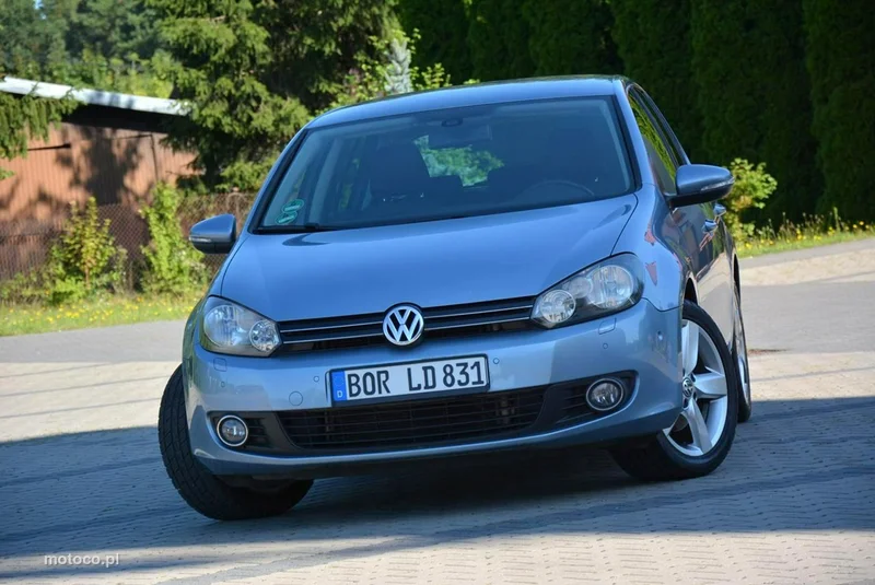 Volkswagen Golf VI 2