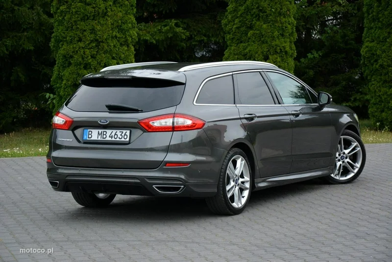 Ford Mondeo V 12