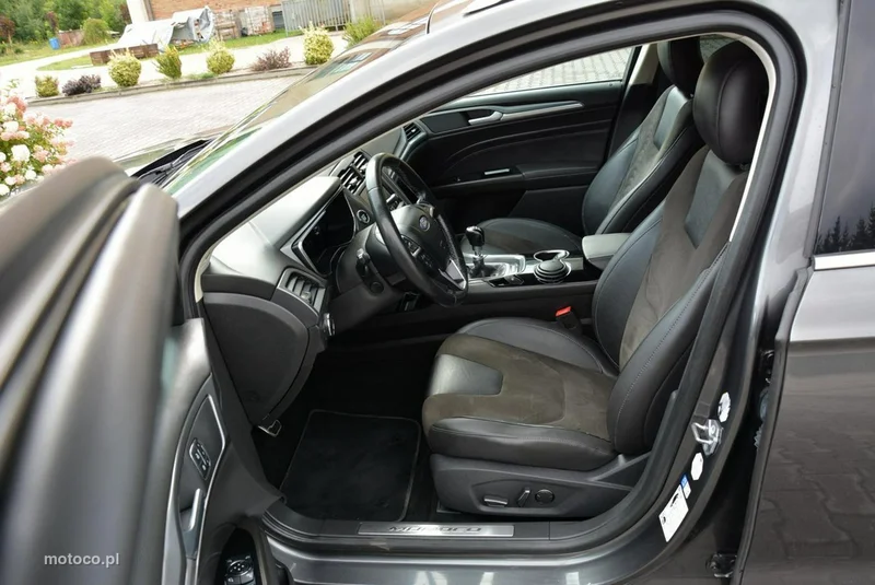 Ford Mondeo V 17