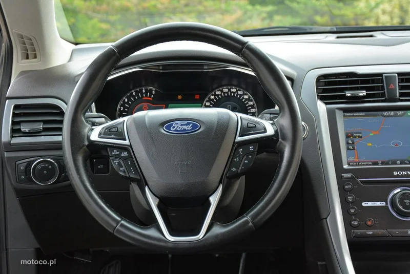 Ford Mondeo V 25