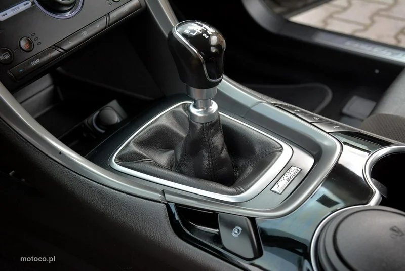 Ford Mondeo V 31