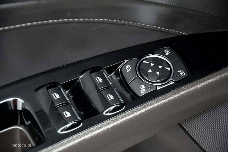 Ford Mondeo V 32