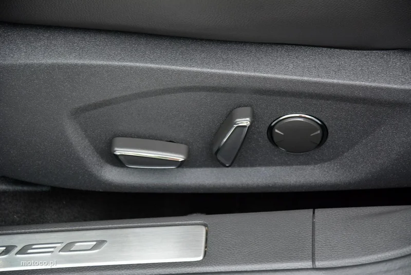 Ford Mondeo V 36
