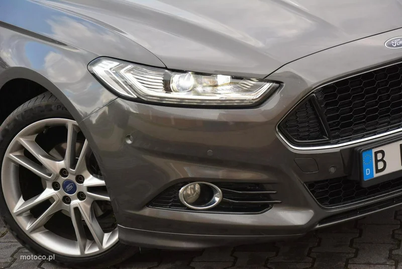 Ford Mondeo V 7