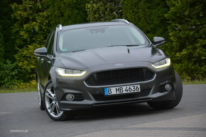 Ford Mondeo V 8