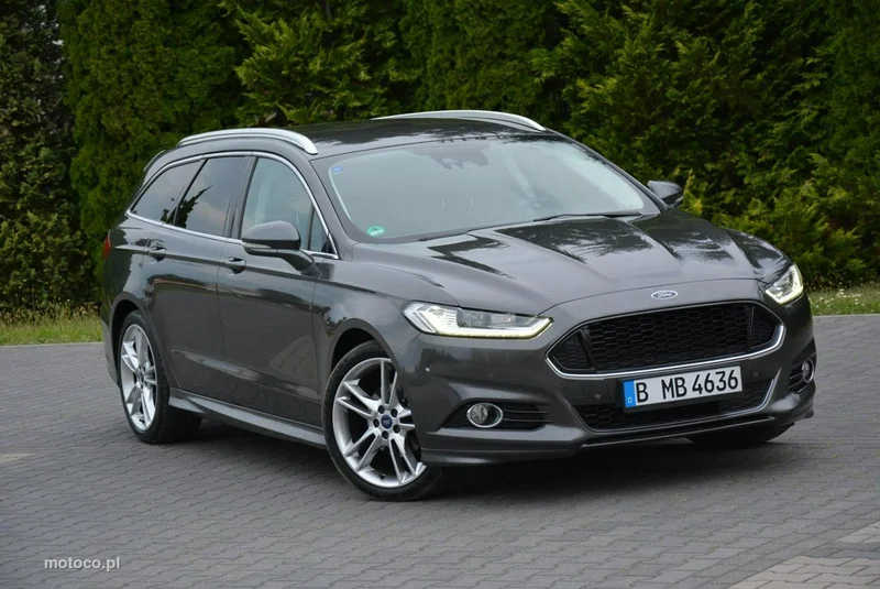 Ford Mondeo V 9