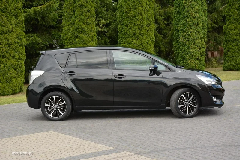 Toyota Verso 11