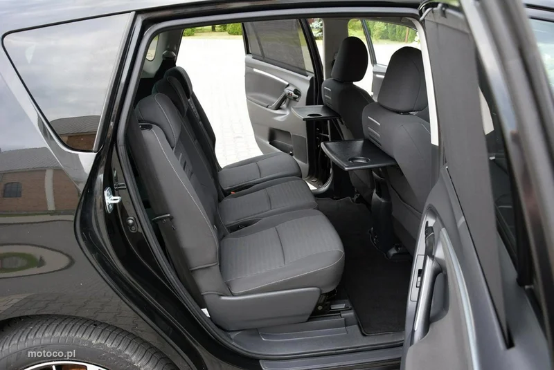 Toyota Verso 16