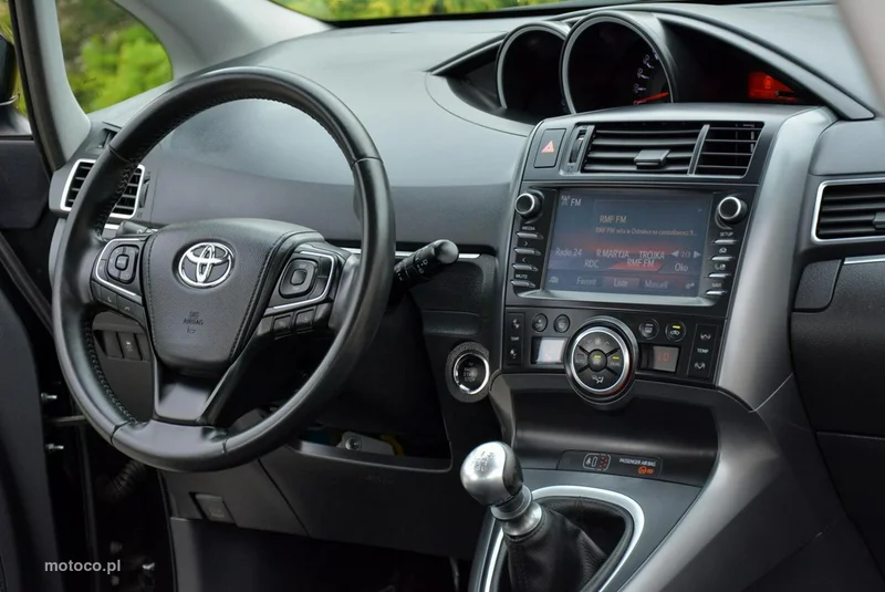 Toyota Verso 22