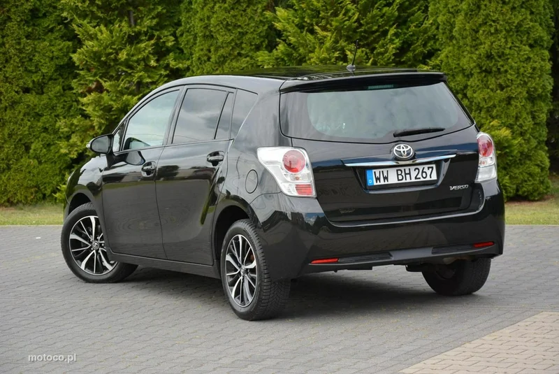 Toyota Verso 6