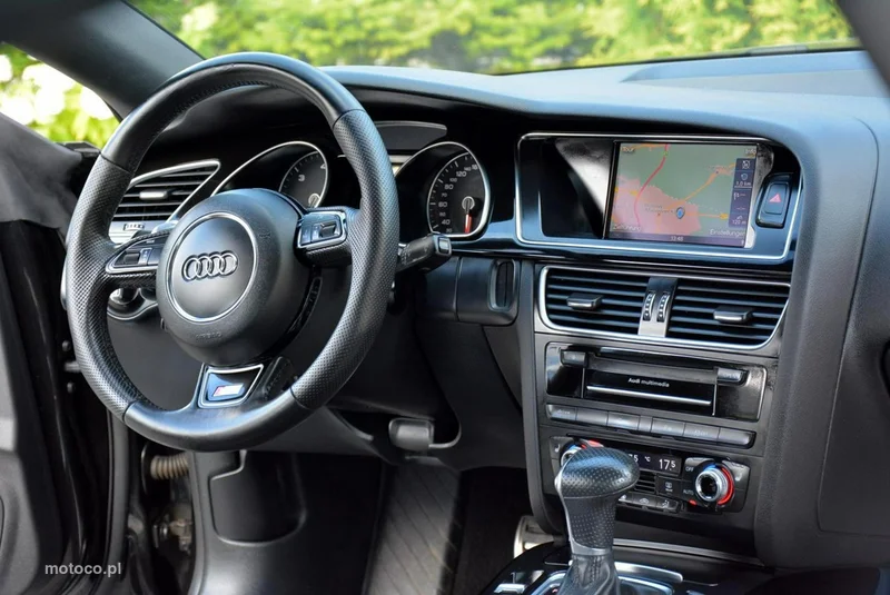 Audi A5 8T 22