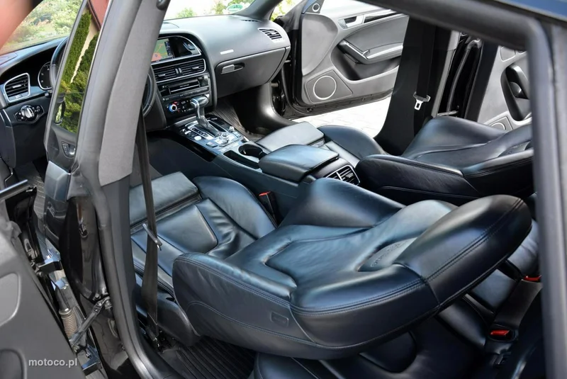 Audi A5 8T 23