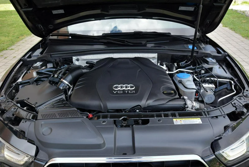 Audi A5 8T 41