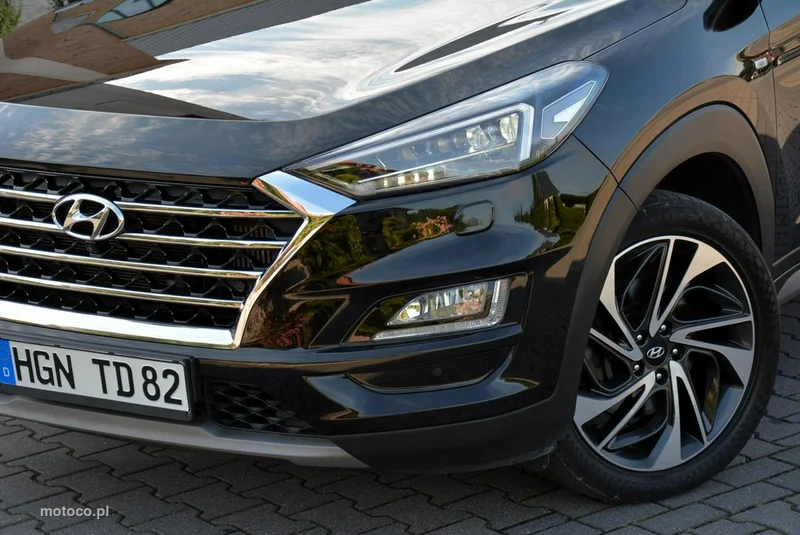 Hyundai TUCSON 4