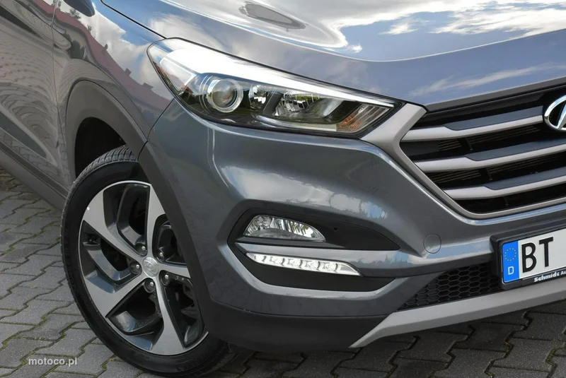Hyundai TUCSON 8