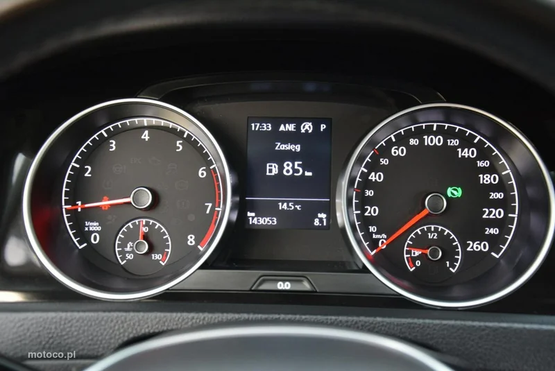 Volkswagen Golf VII 24