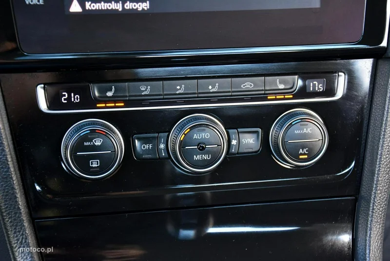 Volkswagen Golf VII 26