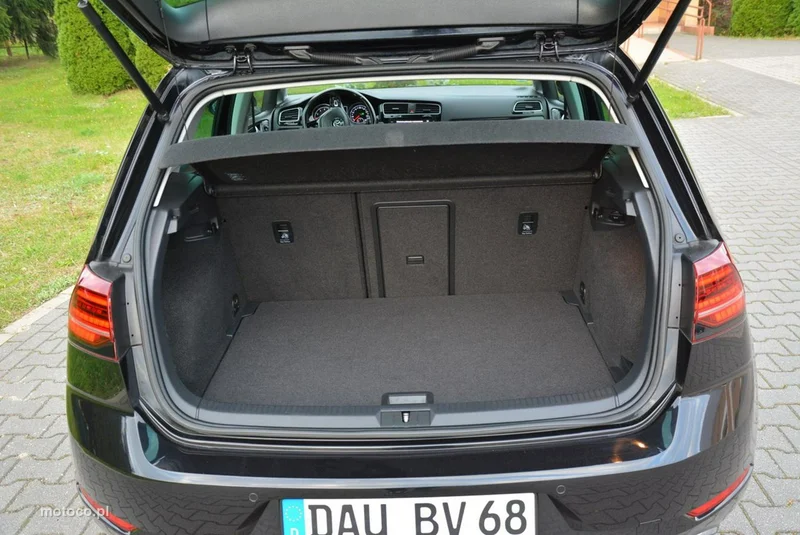 Volkswagen Golf VII 35