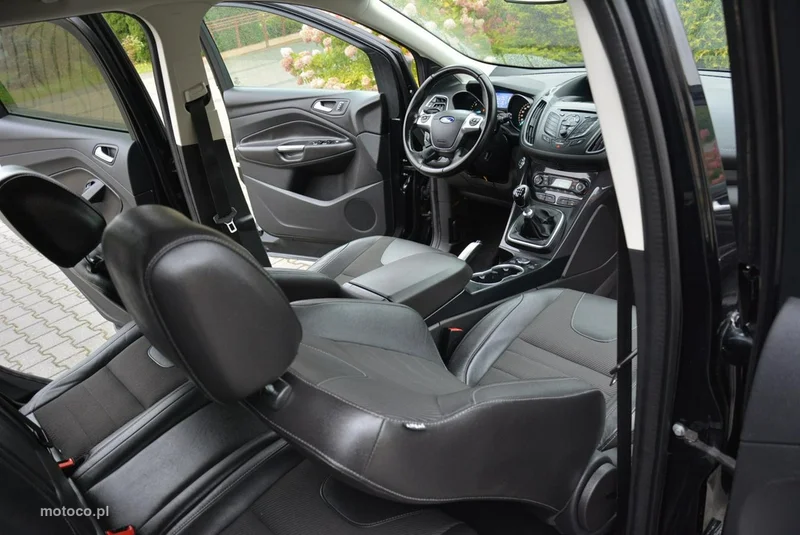 Ford Kuga II 16