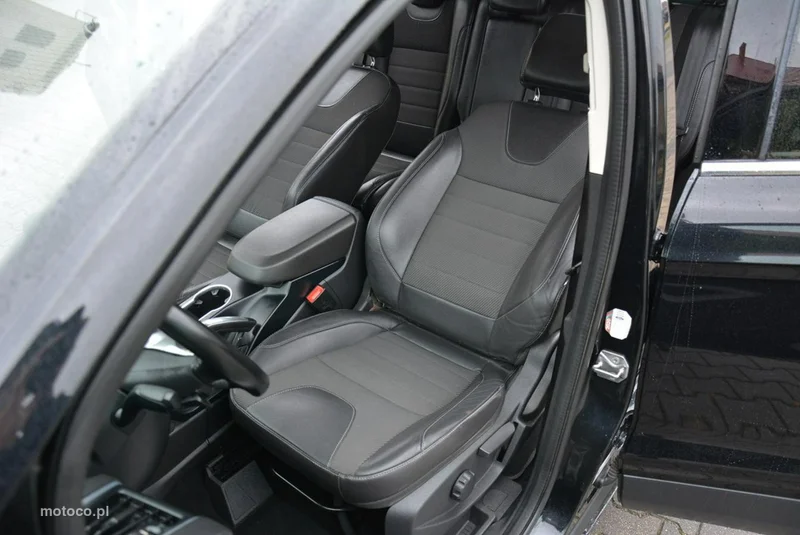 Ford Kuga II 19