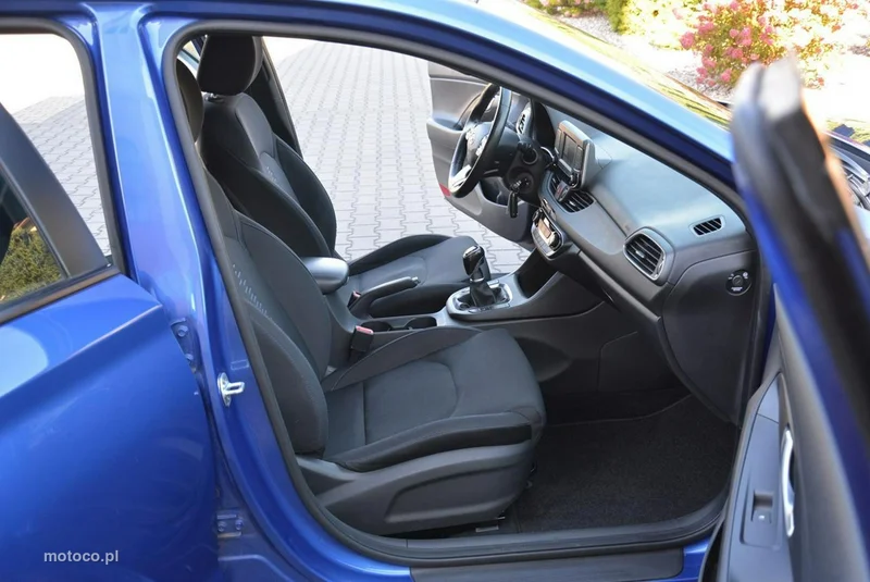 Hyundai i30 16