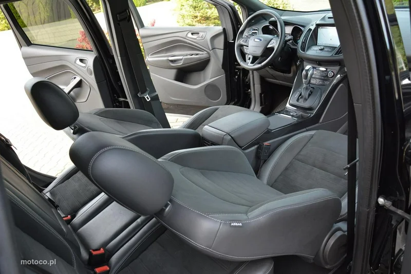 Ford Kuga II 17