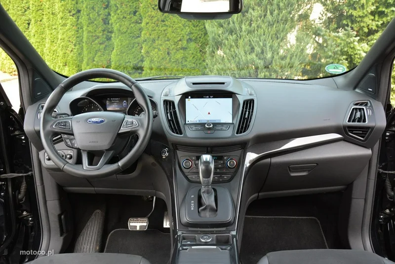 Ford Kuga II 22