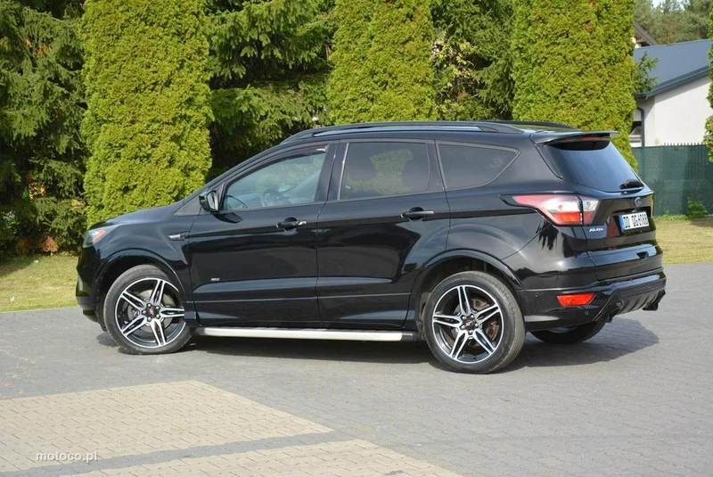 Ford Kuga II 4