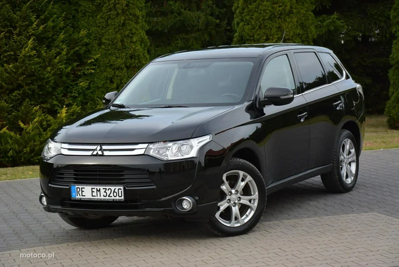 Mitsubishi Outlander 2