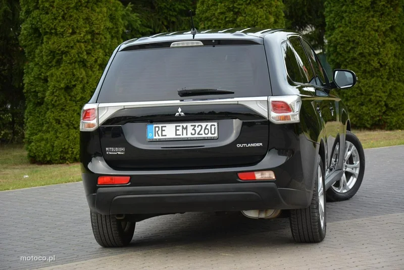 Mitsubishi Outlander 12