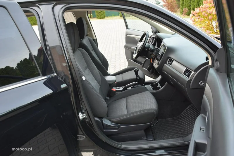 Mitsubishi Outlander 14