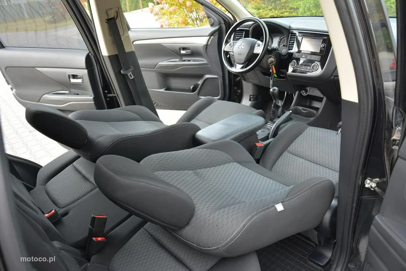 Mitsubishi Outlander 15