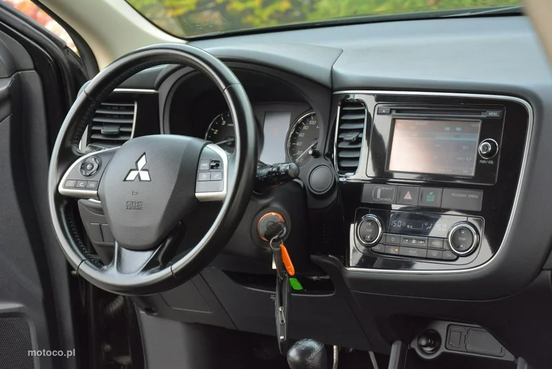Mitsubishi Outlander 17