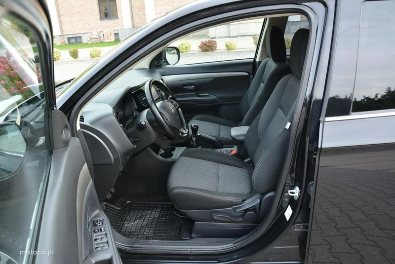 Mitsubishi Outlander 18