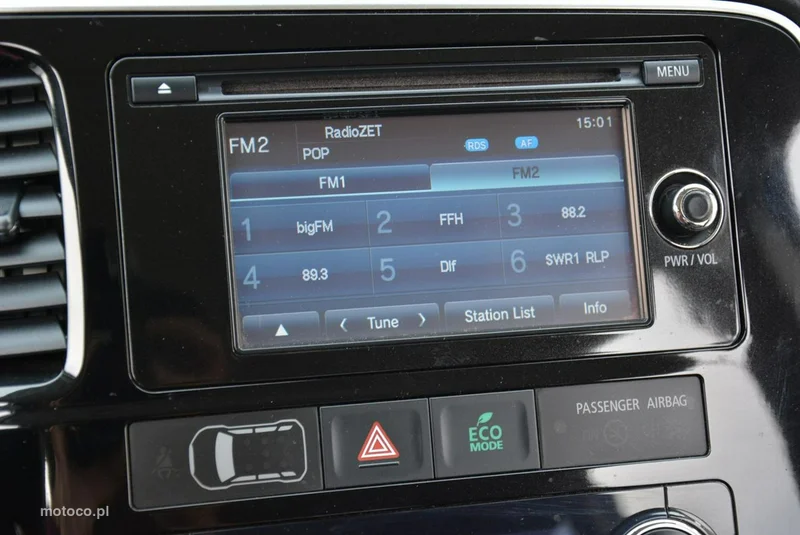 Mitsubishi Outlander 24
