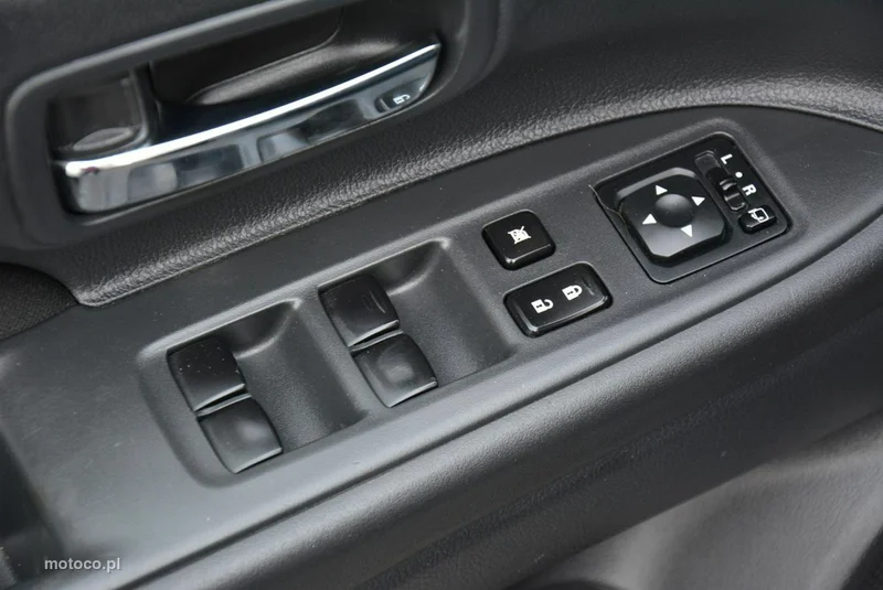 Mitsubishi Outlander 27