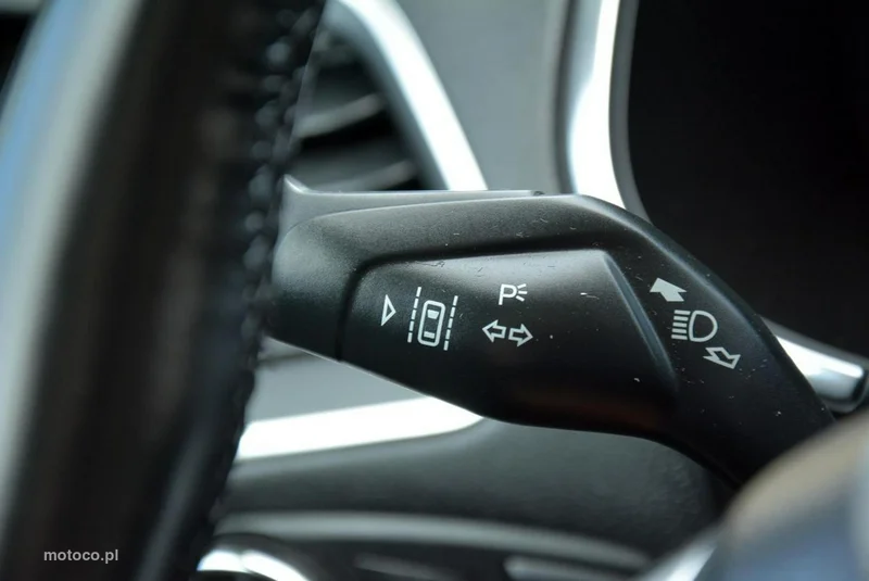 Ford S-Max II 39