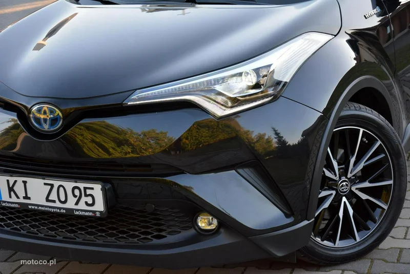 Toyota C-HR AX10 2
