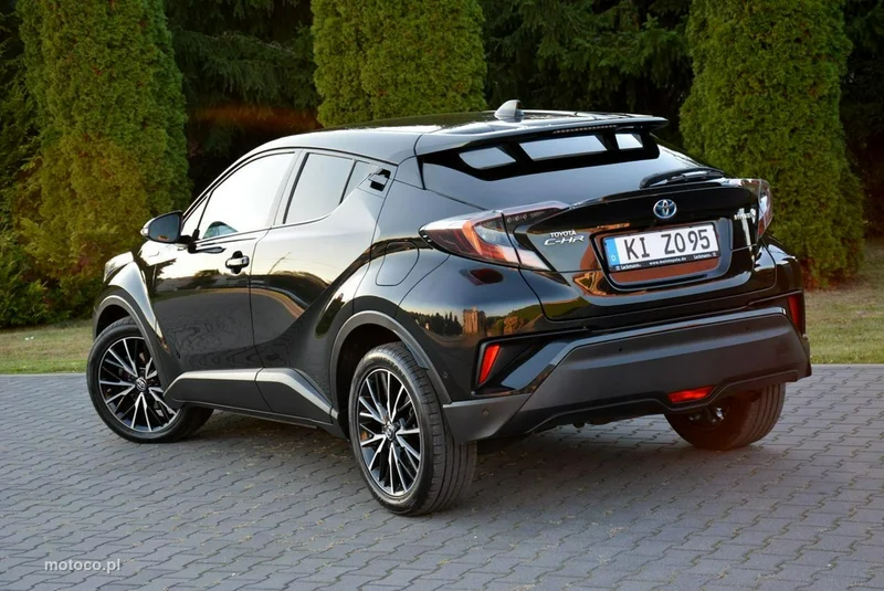 Toyota C-HR AX10 6