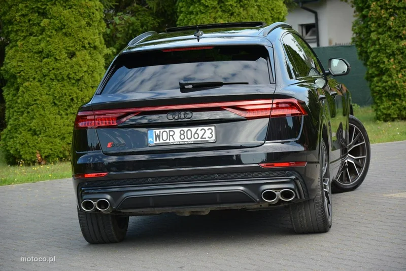 Audi SQ8 11